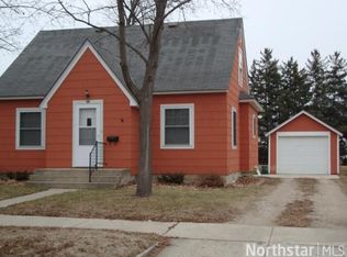 309 E 2nd St, Litchfield, MN 55355