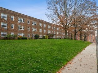 720 Tuckahoe Rd APT 2J, Yonkers, NY 10710