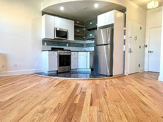 2nd image of 1308 Dean St #2F