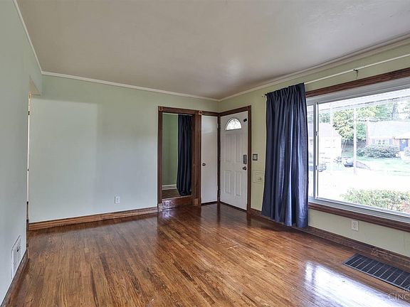 5th image of 4316 Dalehurst Dr