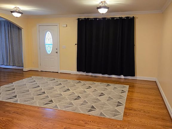 5th image of 22750 Purdue Ave