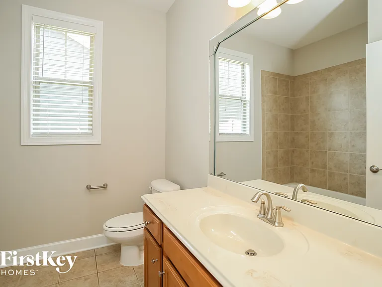 207 Hickory Nut Ln — Photo 14