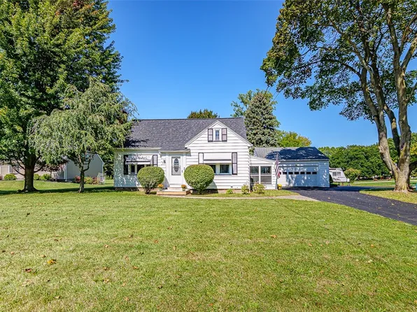 650 Klem Rd, Webster, NY 14580