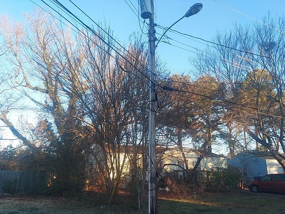 2nd image of 4532 Delmar Dr