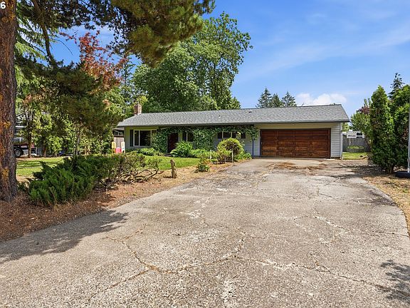4th image of 1704 N Meadow Ln