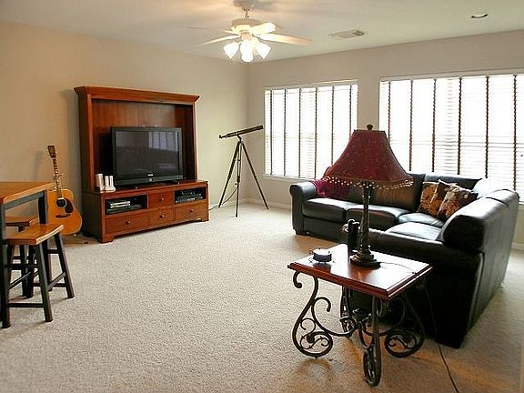 4th image of 12930 Tall Spruce Dr