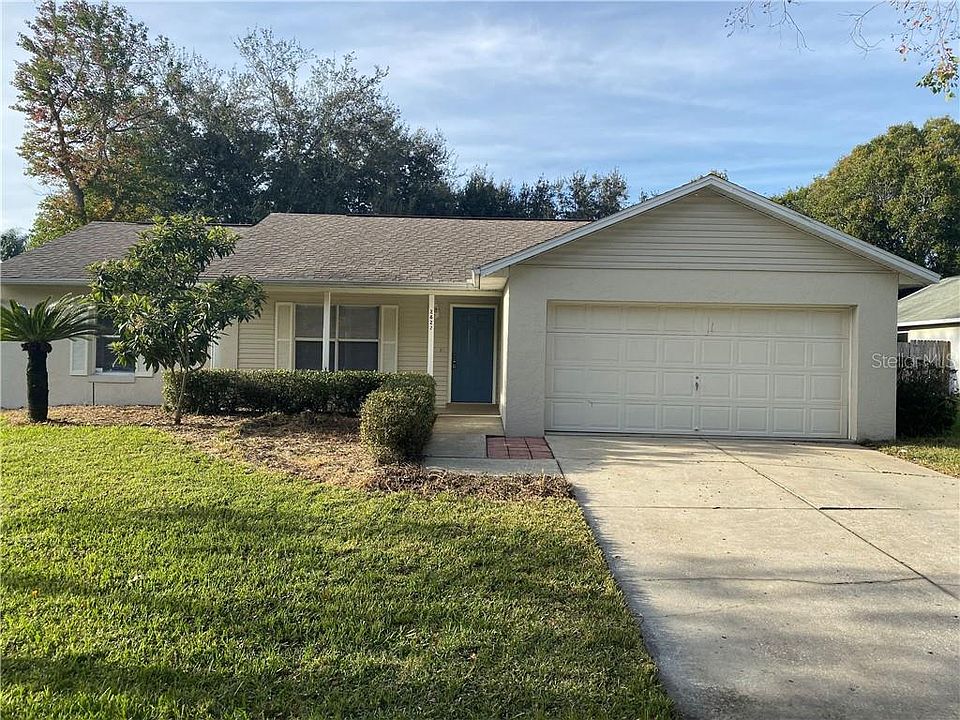 1st image of 2622 Gables Dr