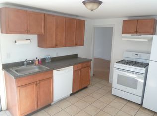 17 Cross St, Worcester, MA 01604