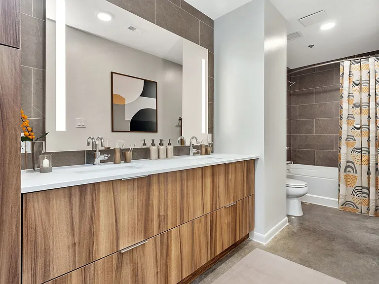 on2nd_interior_bathroom (1)