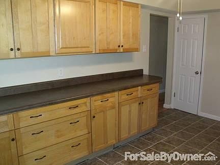 6012 Oakville Terrace