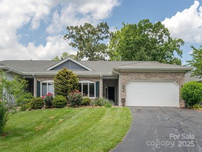 12 Country Meadows Ln, Hendersonville, NC, 28792