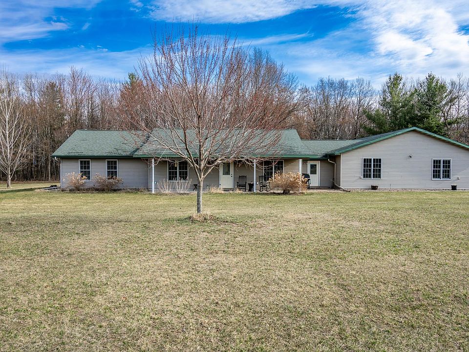 1st image of 15289 Grover Rd