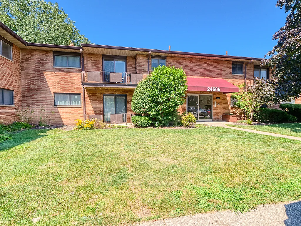 2 bed, 873 sqft, $1,200 — Photo 4