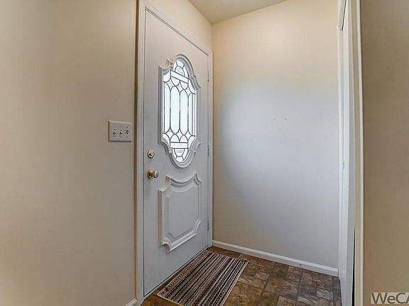 3rd image of 209 Wassenberg Dr #Drw3-p2
