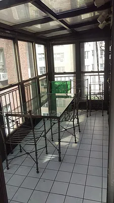 Rented by Green Line Realty | media 21