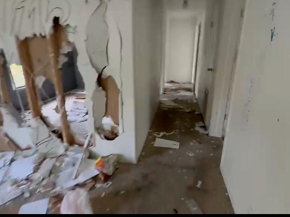 1st image of 11818 Kingslake Forest Drive