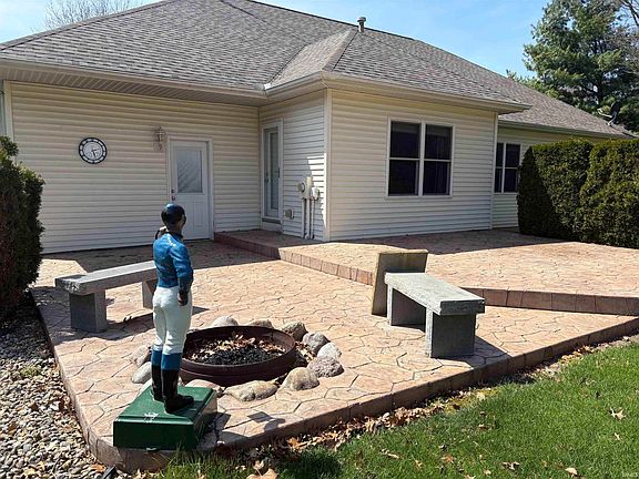 4th image of 13635 Ranier Dr