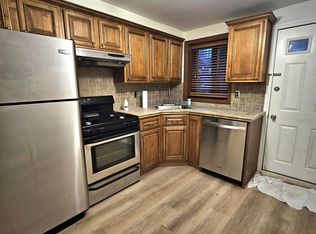 22 Manhattan Ct FLOOR 1, Brooklyn, NY 11223