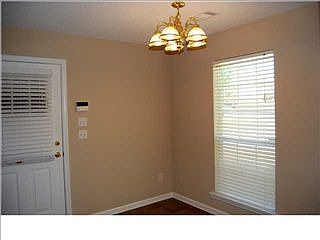 5th image of 4116 Alexander Ln