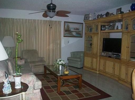 3rd image of 2515 Emory Dr W APT J