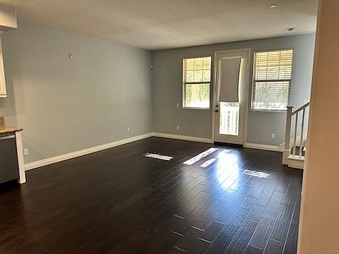4th image of 3981 E Emory Ln #5