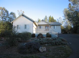 237 Lupine Ln, Murphys, CA