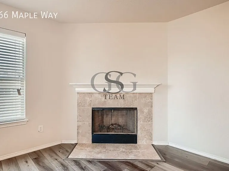366 Maple Way — Photo 17