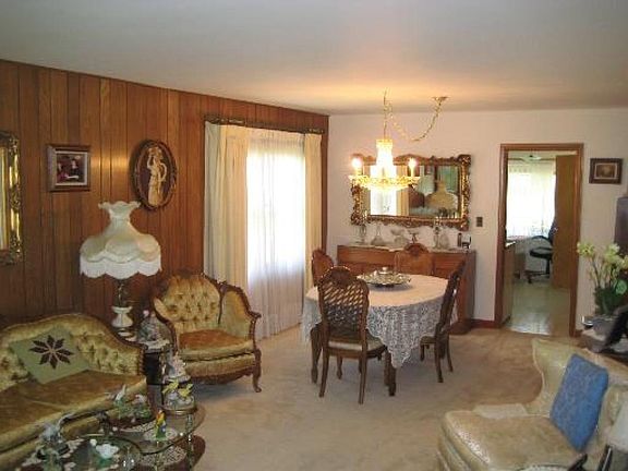 4th image of 7727 N Oriole Ave