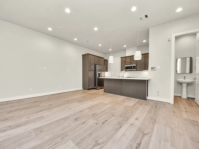 2319 Silva Park Ln — Photo 9