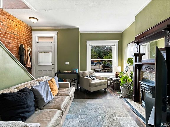 3rd image of 609 E 16th Avenue