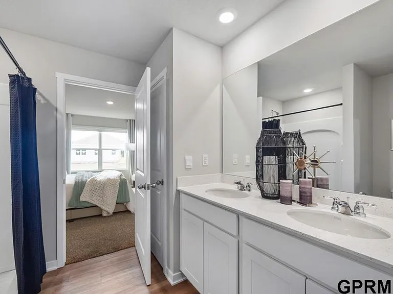 7102 S 204th Ave — Photo 9