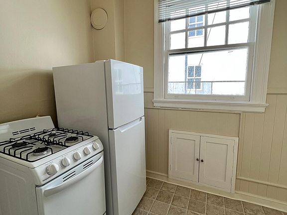 4th image of 1600 California St APT 44