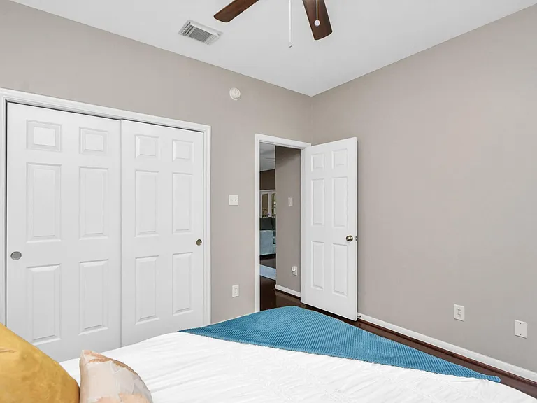 23939 River Place Dr — Photo 32
