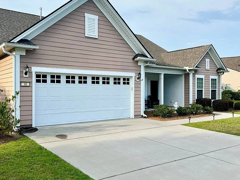 48 Bainbridge Way — Photo 1