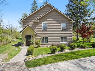 1736 Shoreline Dr, Hartland, MI, 48353