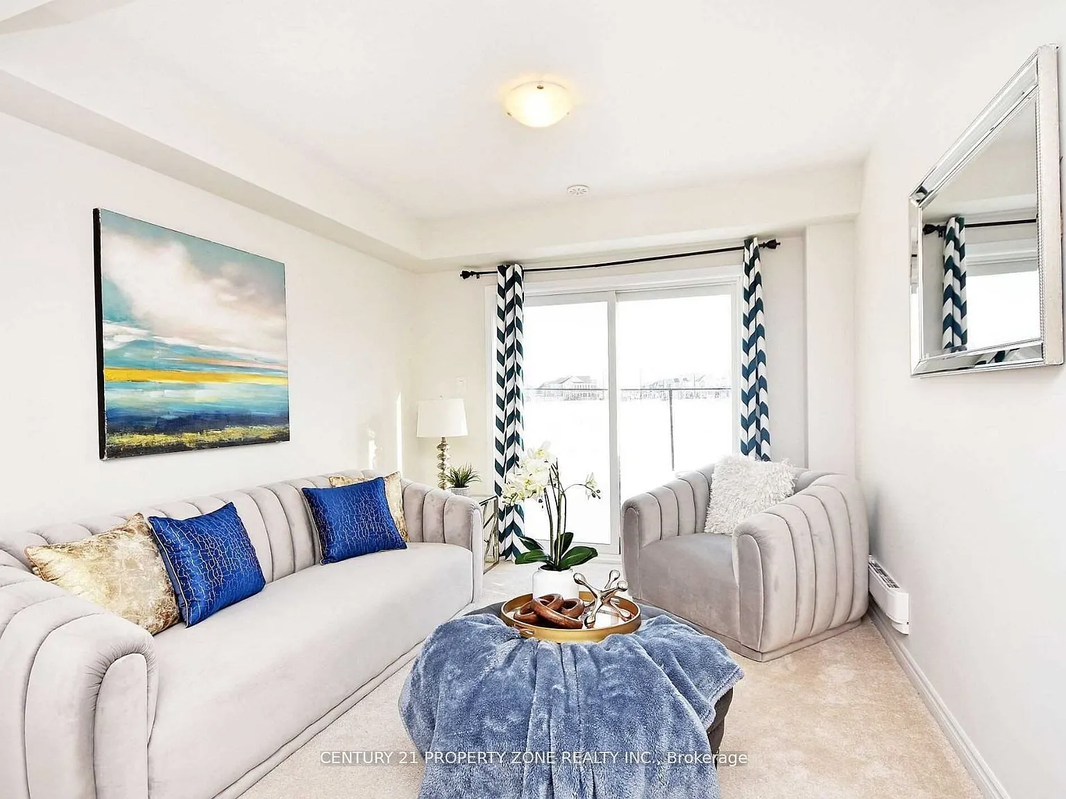 4 bed, $2,700 — Photo 4
