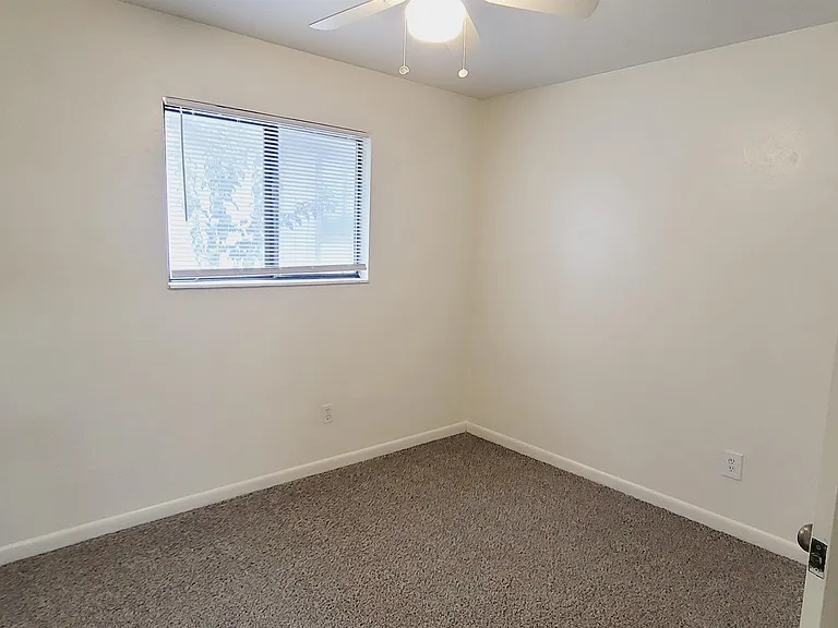 303 S Lipona Rd #101 — Photo 14