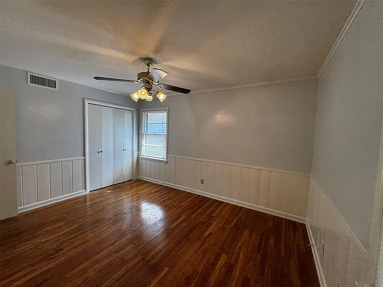 2928 College Cir — Photo 14