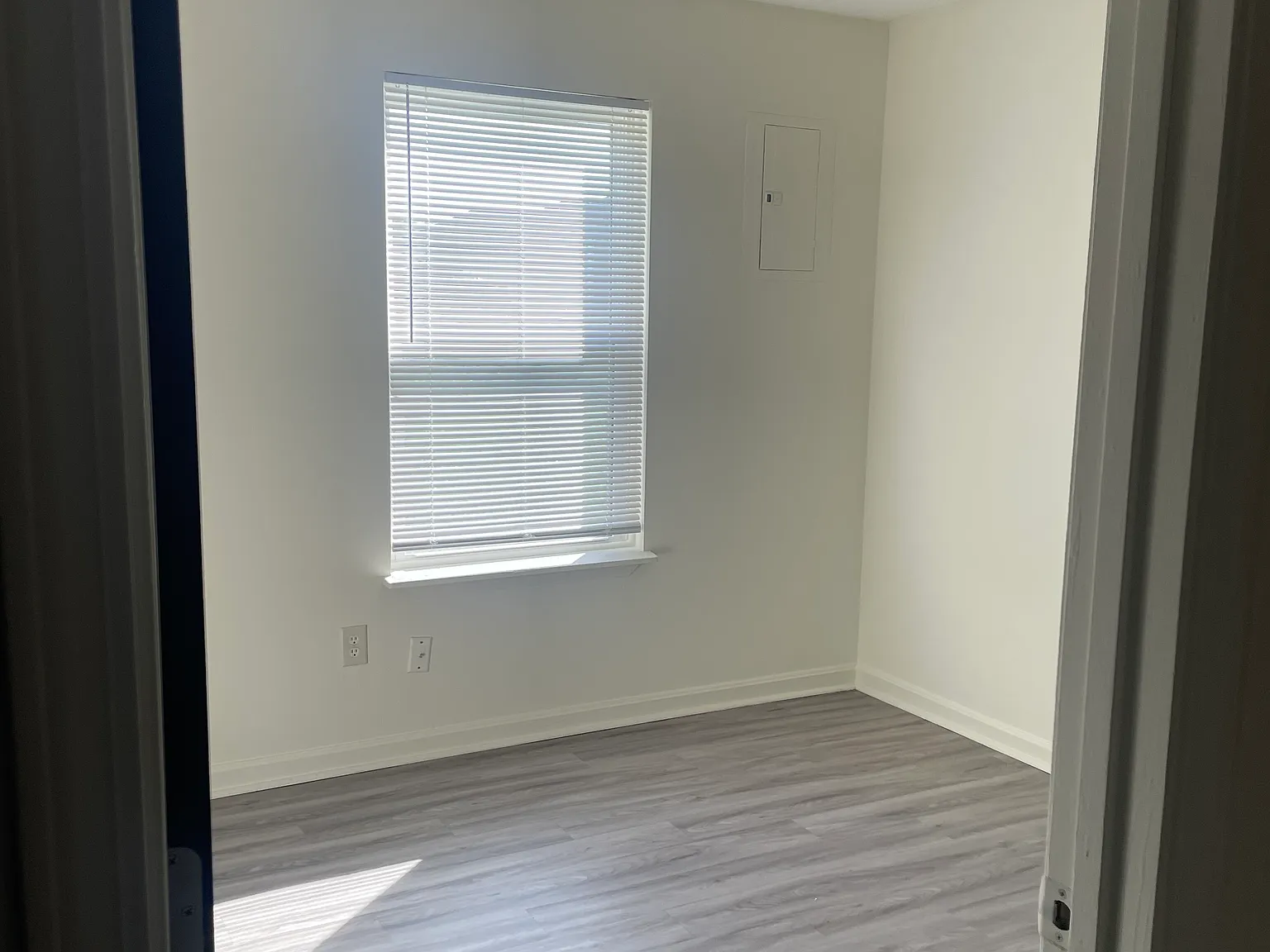 2 bed, 850 sqft, $995 — Photo 3