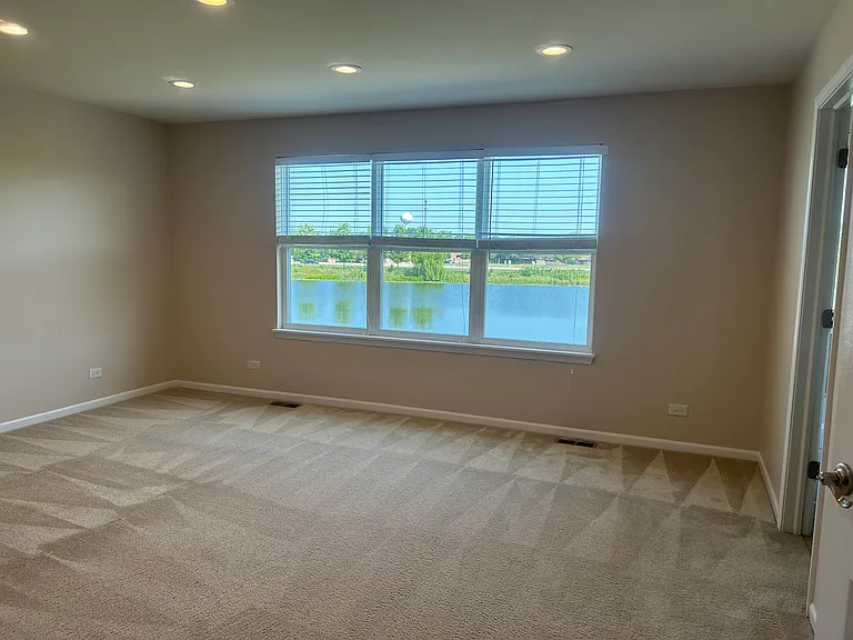 2572 Retreat Cir — Photo 8