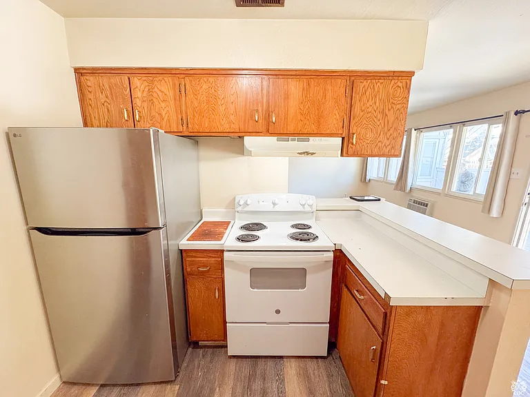 1807 El Parque Ct #B — Photo 4