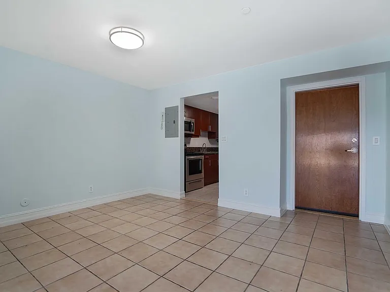 4405 N Ocean Dr #201 — Photo 9