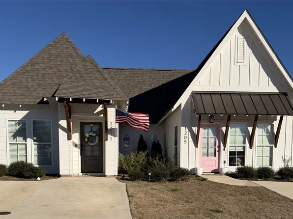 1211 Hidden Den Trl, Opelika, AL 36801