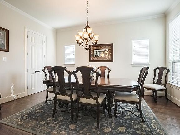 4th image of 516 Quail Creek Dr