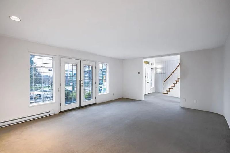 Vancouver House for rent - 4 Bedrooms — photo 8