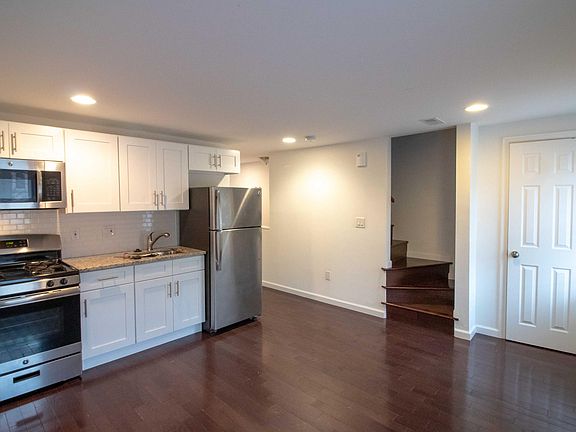 2nd image of 2023 W Girard Ave #2B
