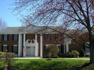 3245 Georgian Ct, Erie, PA 16506