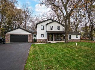 101 N Schoenbeck Rd, Prospect Heights, IL 60070