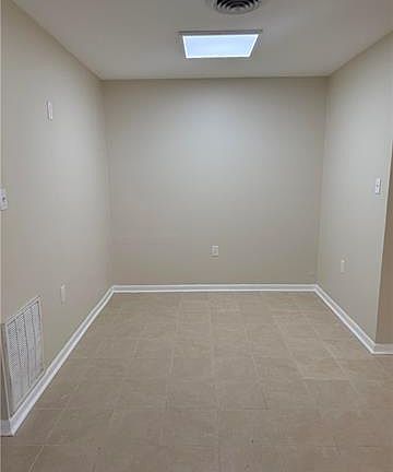 3rd image of 1243 Farragut St