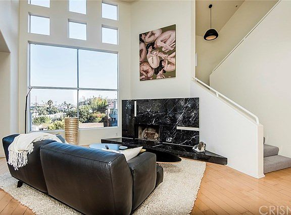 3rd image of 3613 Glendon Ave APT 301